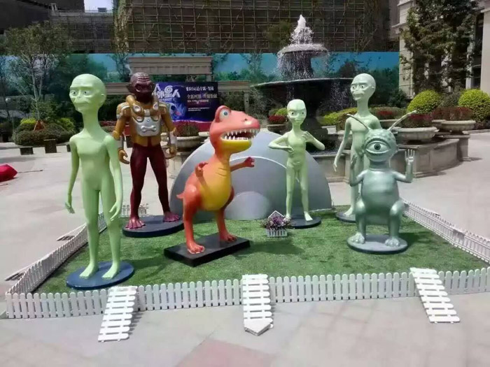 卡通动漫雕塑：外星人系列