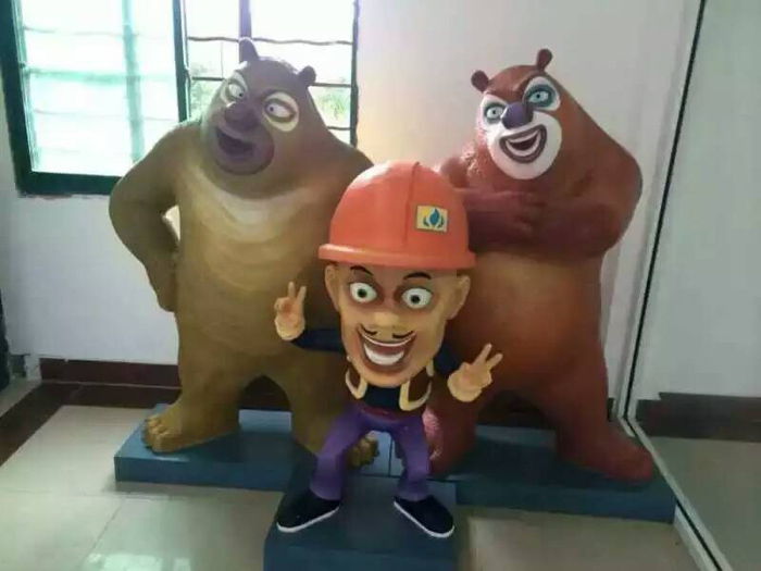 卡通动漫雕塑：熊出没